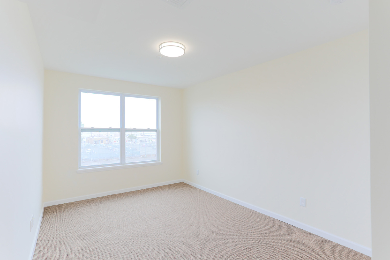 2 Bedrooms Bedrooms, ,1 BathroomBathrooms,Apartment,For Rent,1001